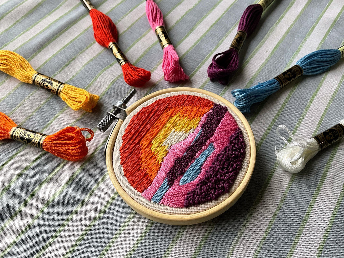 Sunrise on Heather - HAND EMBROIDERY PATTERN digital pdf
