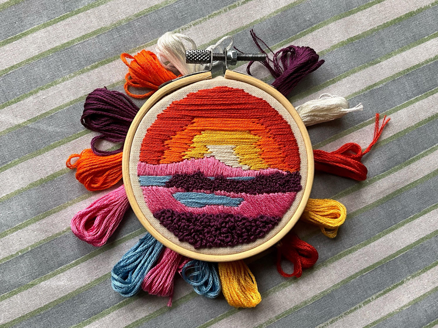 Sunrise on Heather - HAND EMBROIDERY PATTERN digital pdf