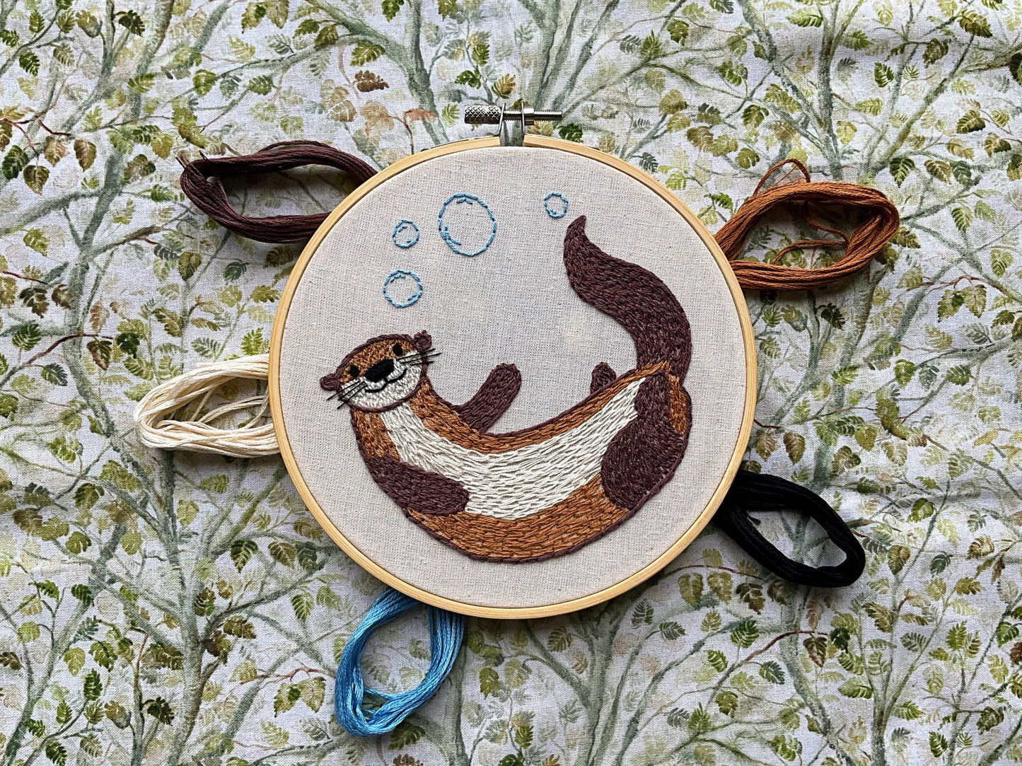 River Sea Otter - HAND EMBROIDERY PATTERN digital pdf