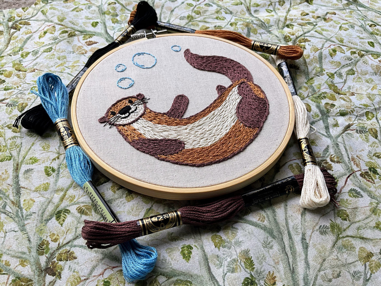 River Sea Otter - HAND EMBROIDERY PATTERN digital pdf
